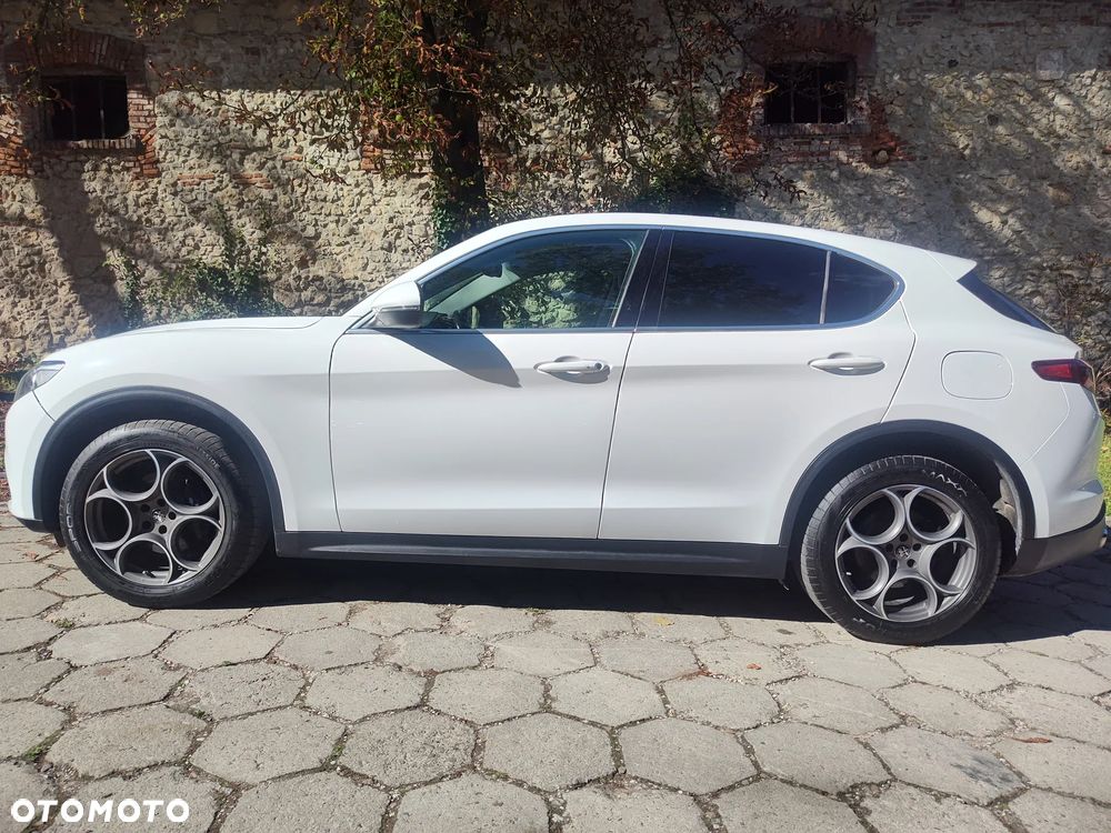Alfa Romeo Stelvio 2.0 Turbo First Edition Q4 - 6