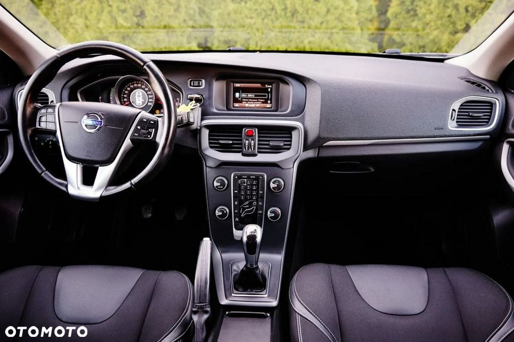 Volvo V40 D2 Kinetic - 22