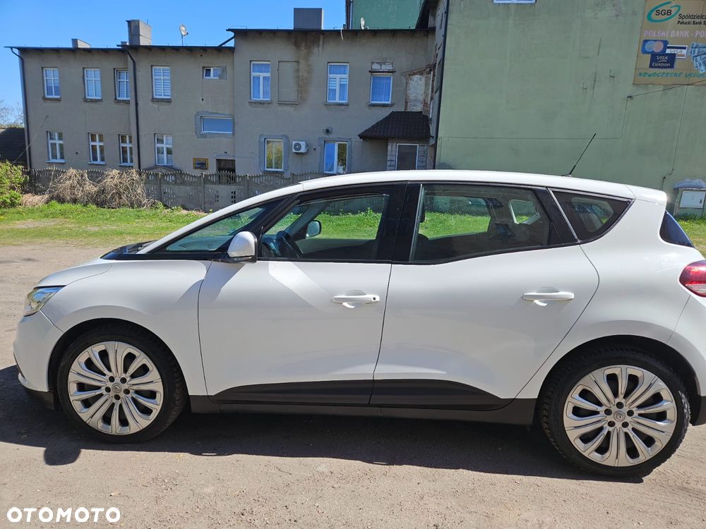 Renault Scenic - 18