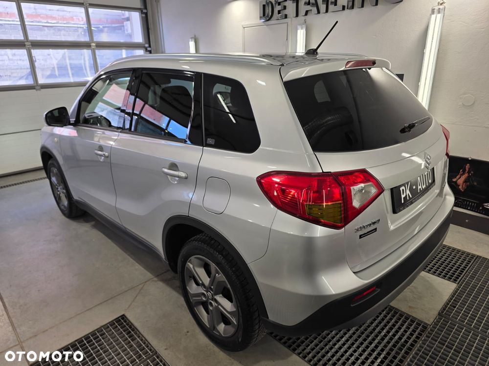 Suzuki Vitara 1.6 (4x4) Allgrip Comfort+ - 11