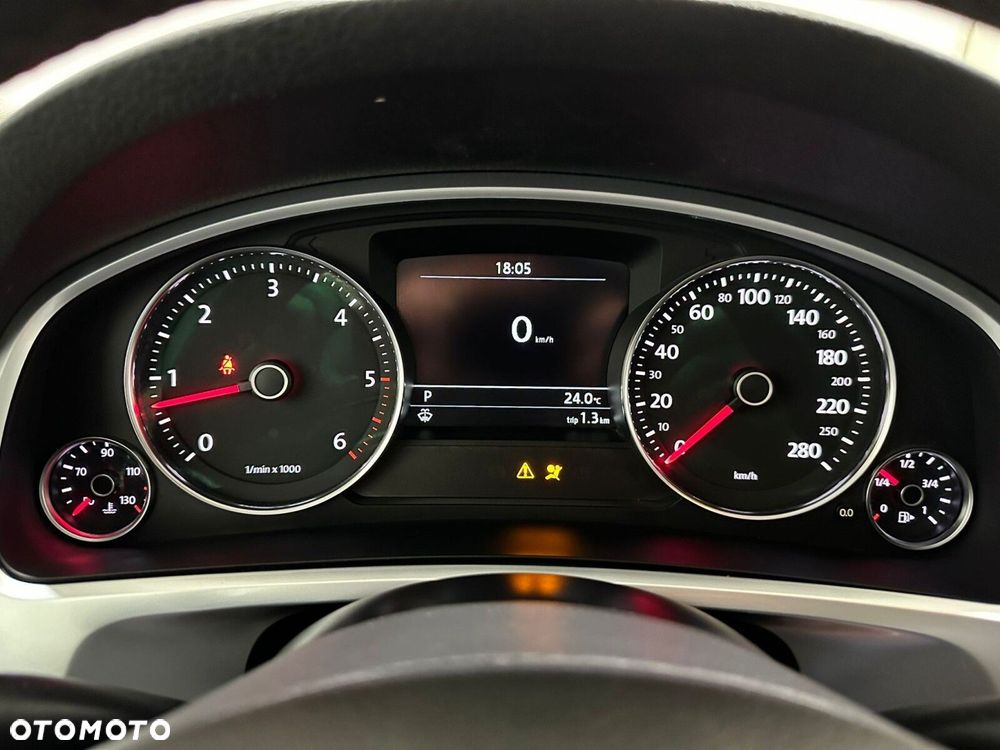 Volkswagen Touareg - 31