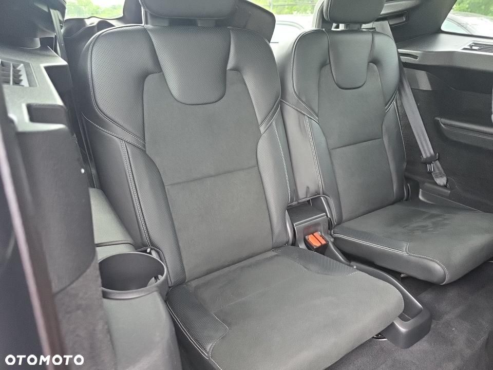Volvo XC 90 T6 AWD R-Design 7os - 13