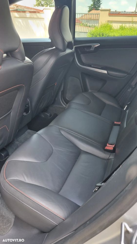VOLVO XC60 2016 — imagine 15