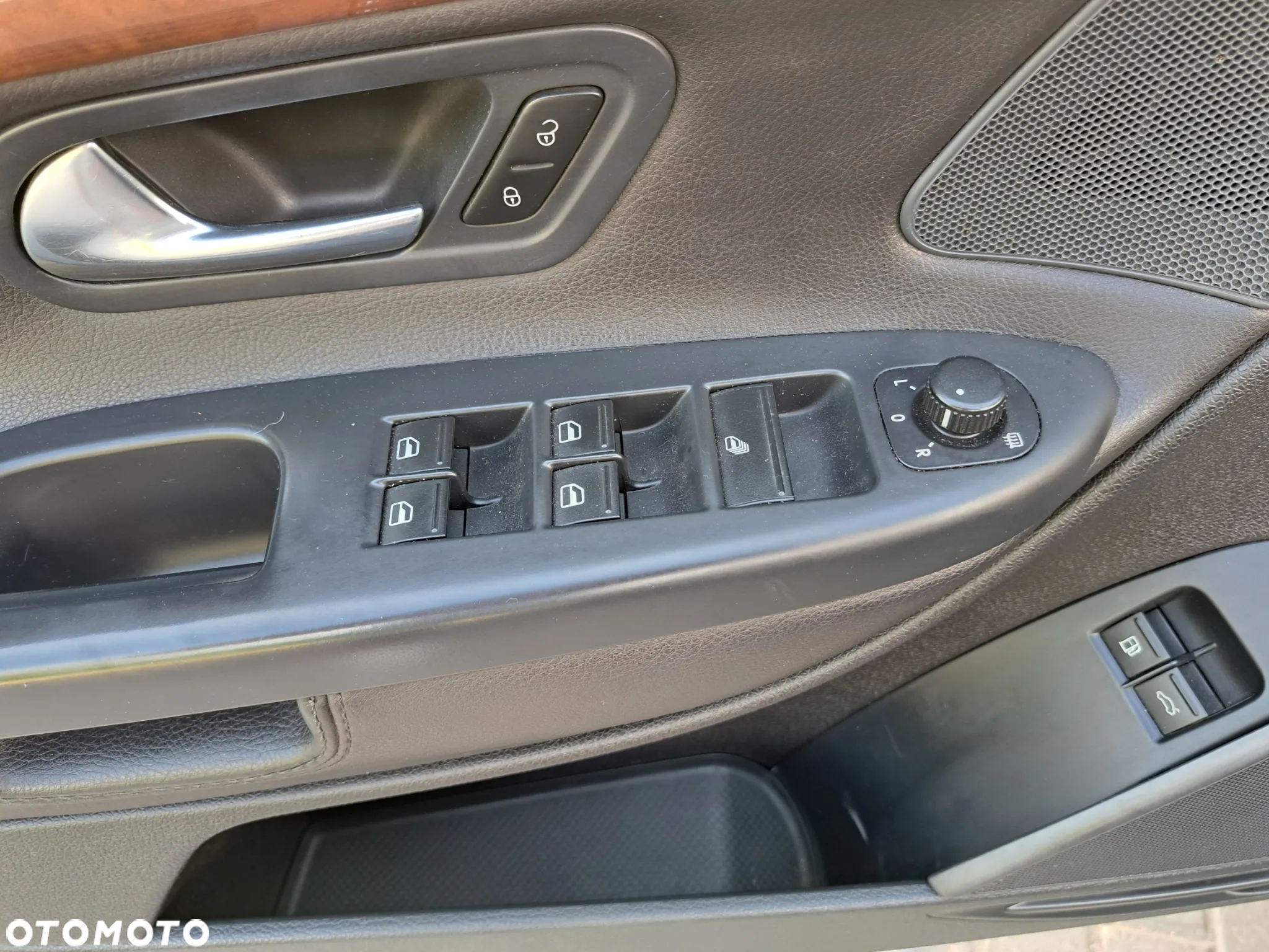 Volkswagen Eos - 24