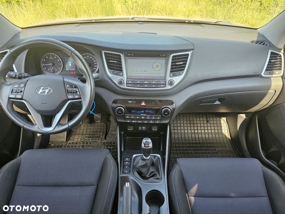 Hyundai Tucson blue 1.6 GDi 2WD Navi - 12