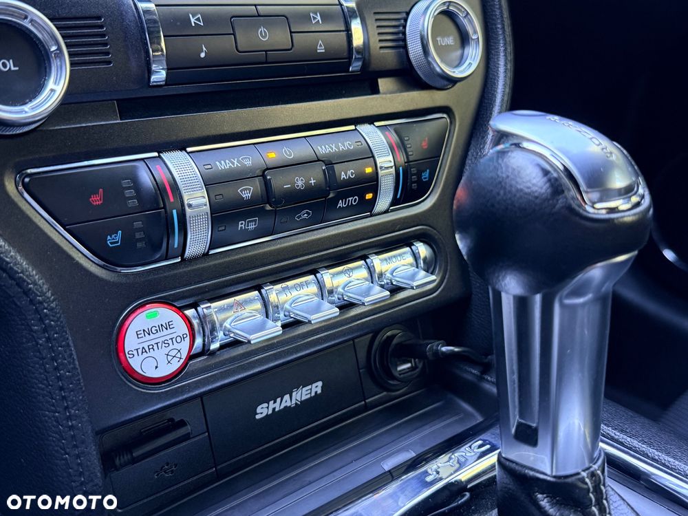 Ford Mustang 5.0 V8 GT - 19