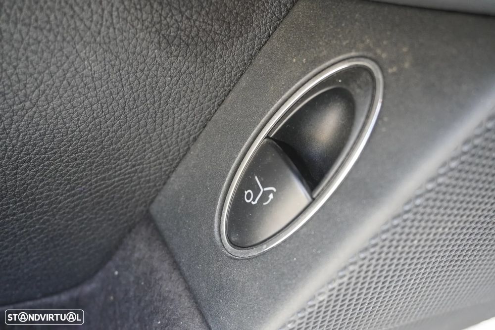 Mercedes-Benz E 320 CDi Avantgarde - 29