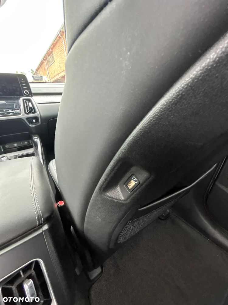 Kia Sorento - 24