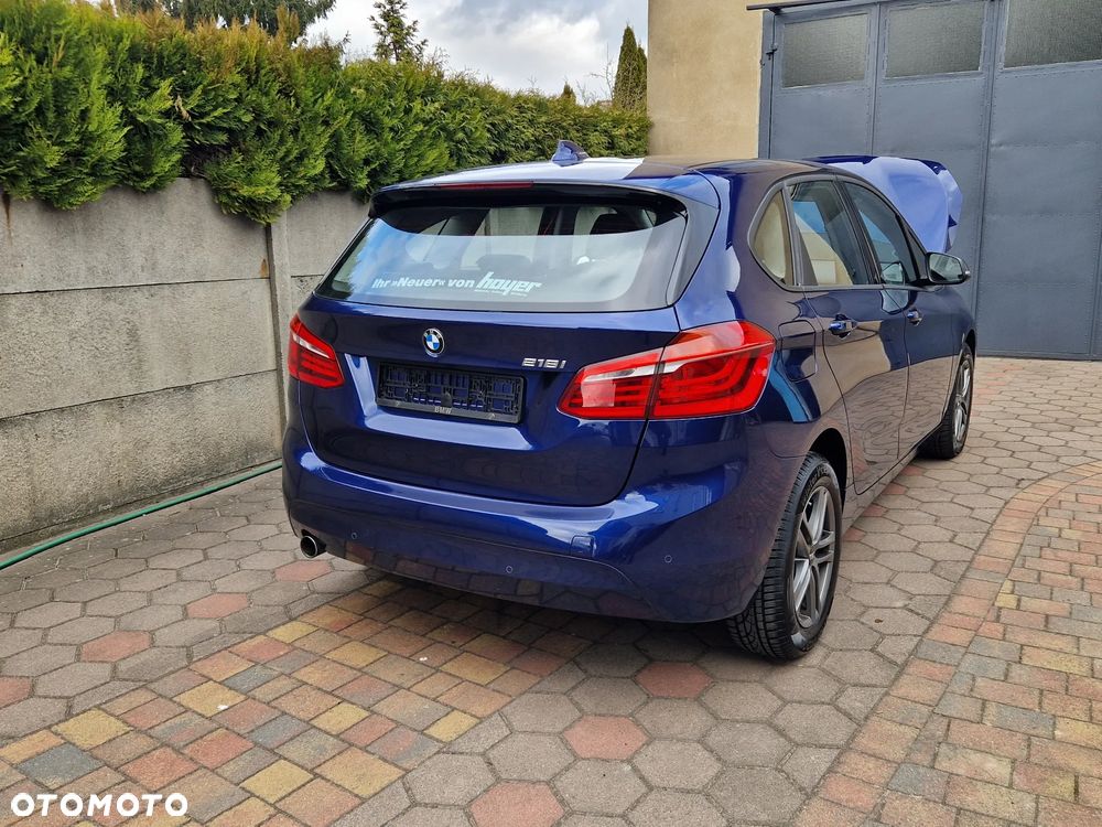 BMW Seria 2 218i - 11