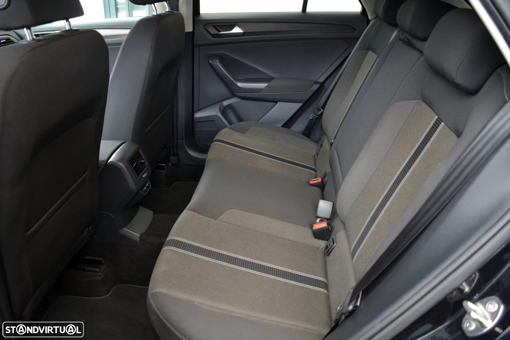 VW T-Roc 1.0 TSI Style - 6