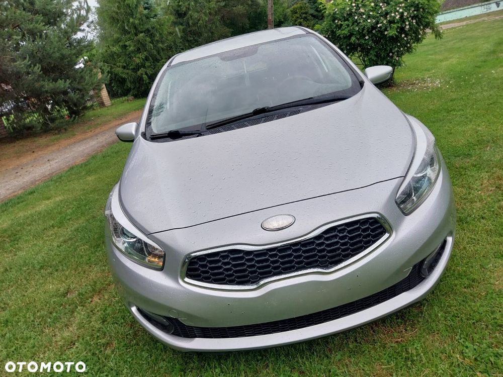 Kia Ceed 1.4 CRDi 90 Vision - 4