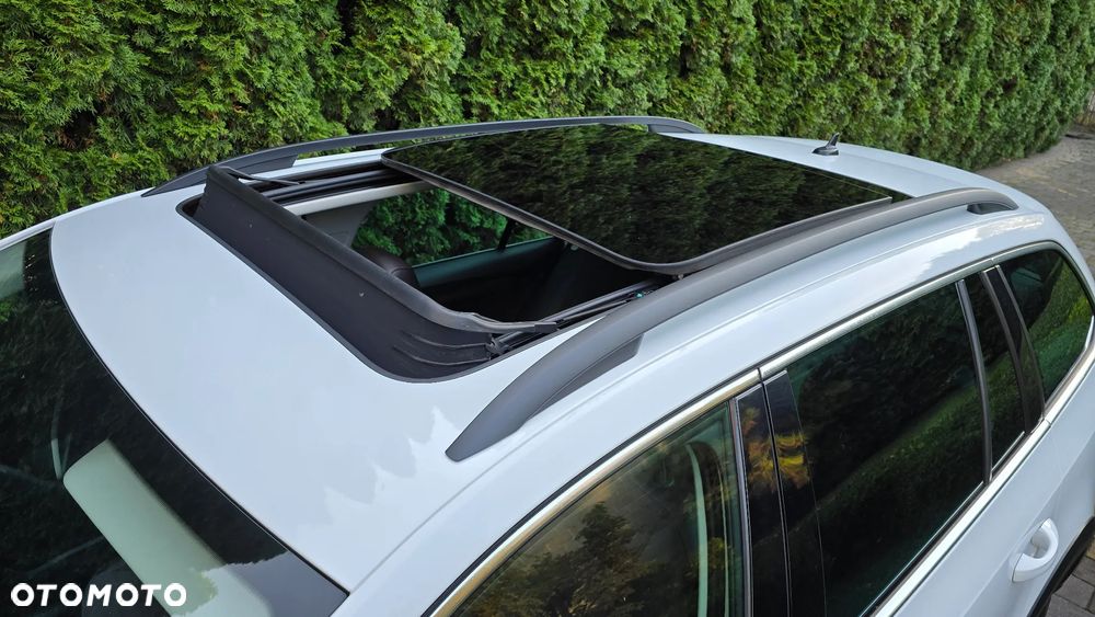 Skoda Octavia Scout 2.0 TDI 4x4 DSG - 9