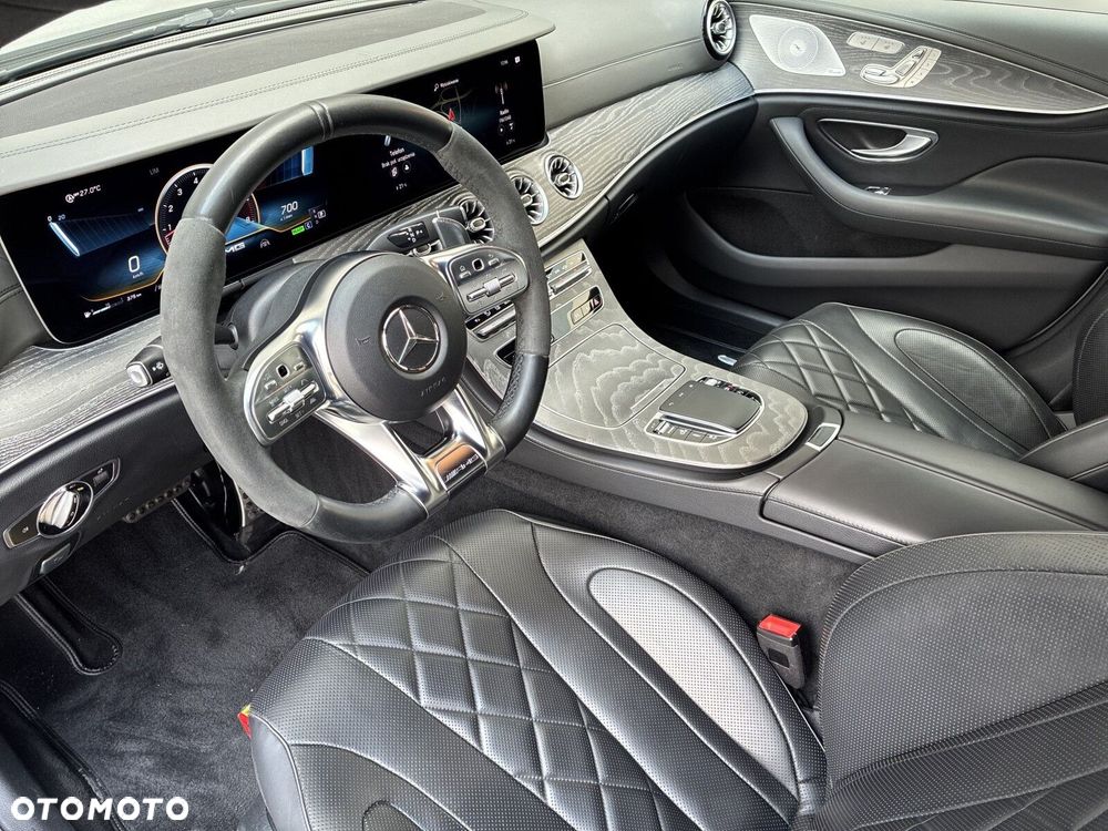 Mercedes-Benz CLS - 12