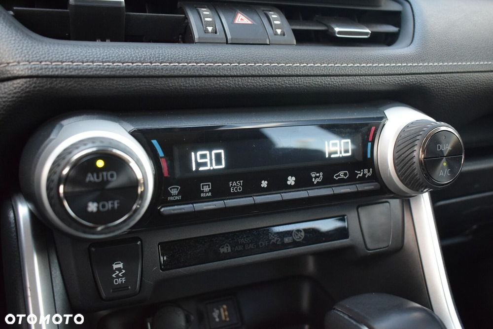 Toyota RAV4 - 17