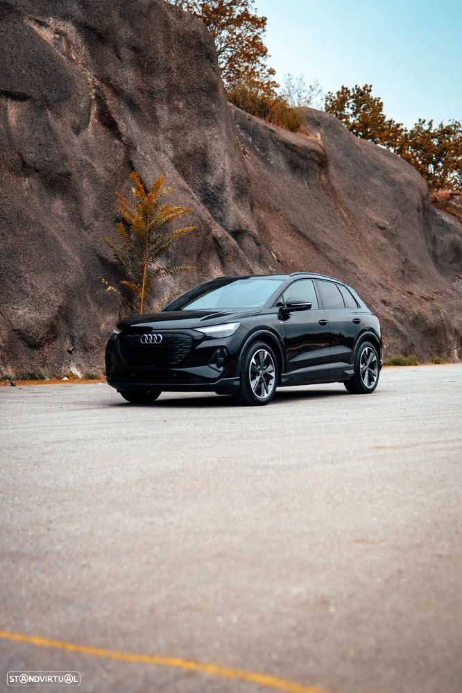 Audi Q4 e-tron 45 quattro - 2