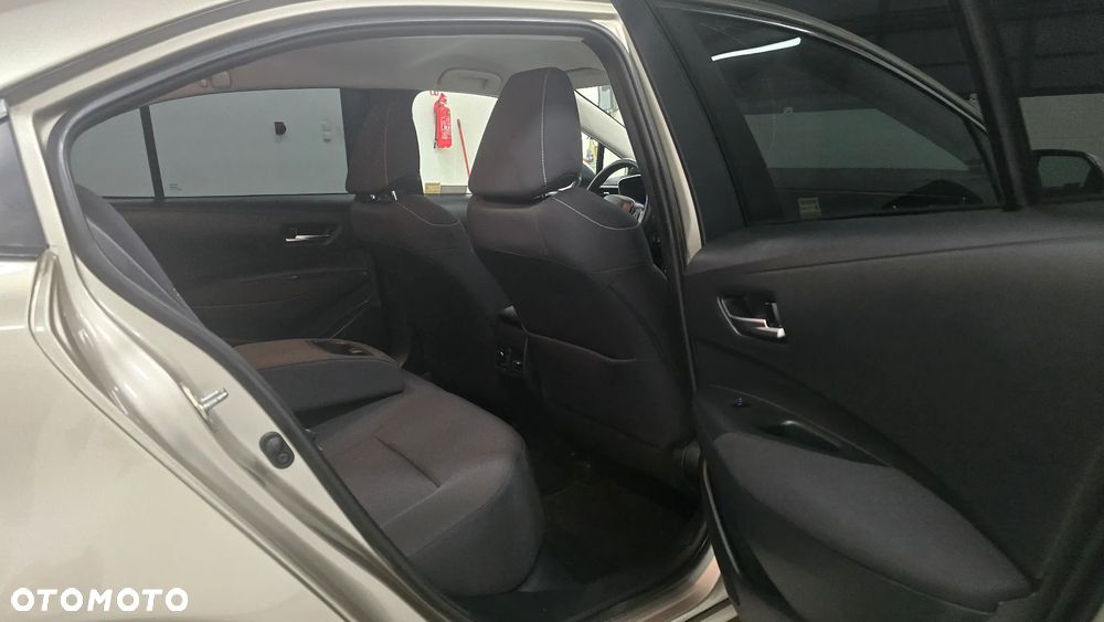Toyota Corolla - 6