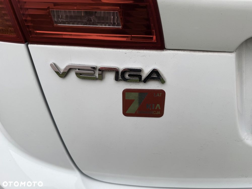 Kia Venga - 9