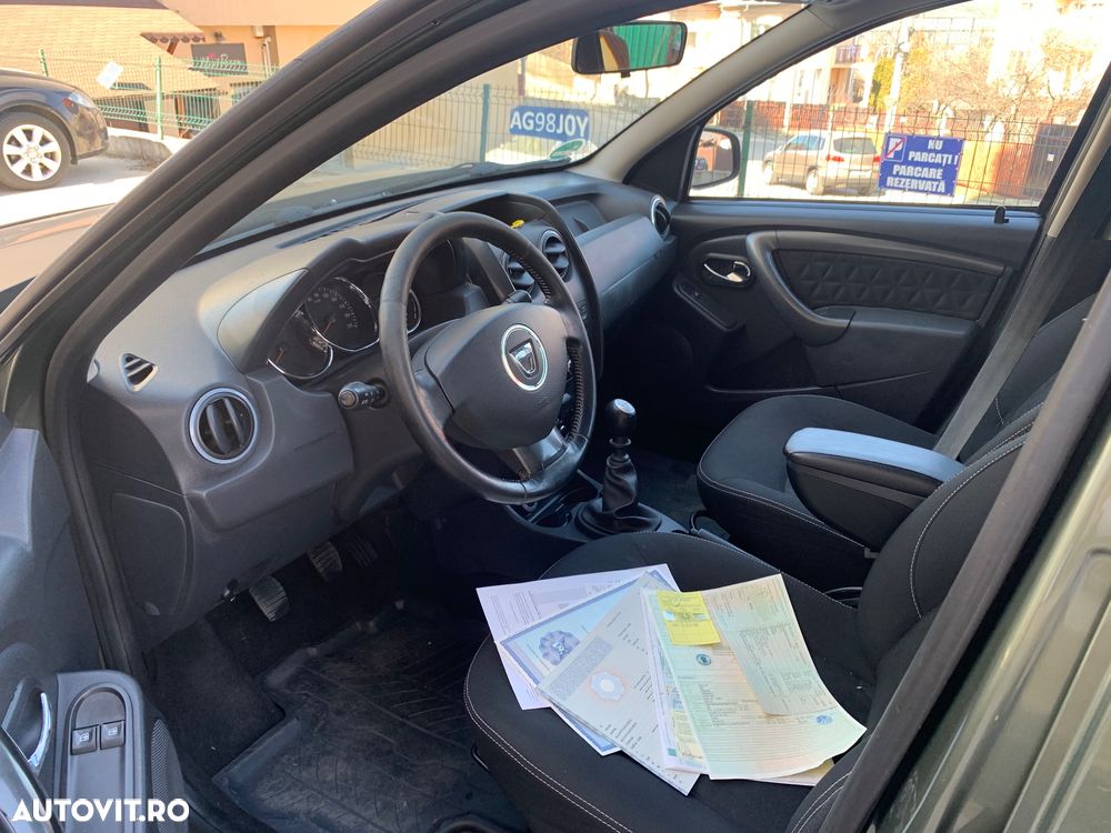 Dacia Duster dCi 110 FAP 4x4 Laureate - 11