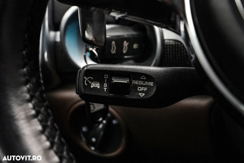Porsche Cayenne - 27