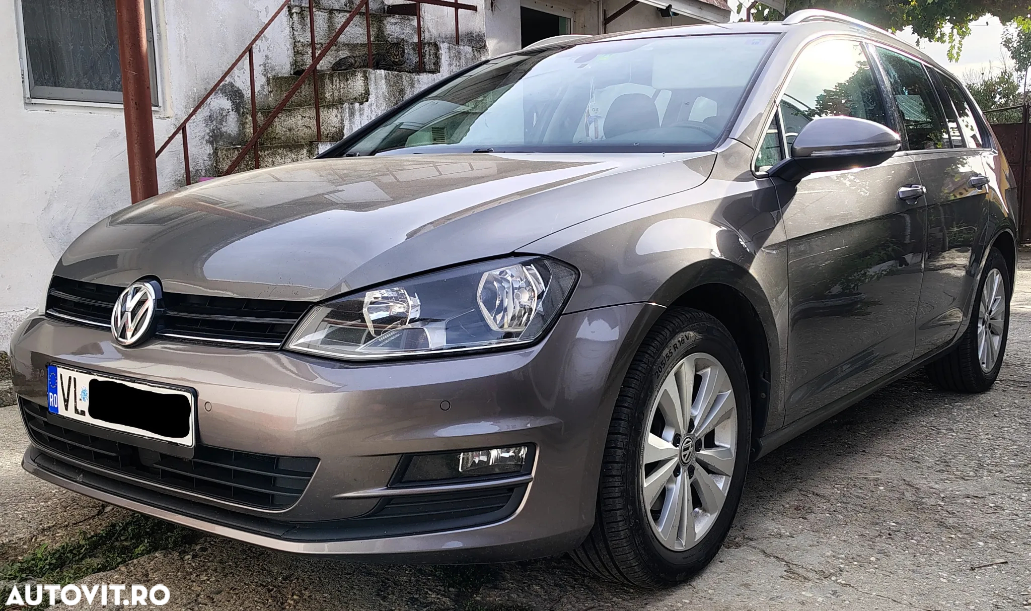 Volkswagen Golf 1.6 TDI BlueMotion Technology Comfortline - 5