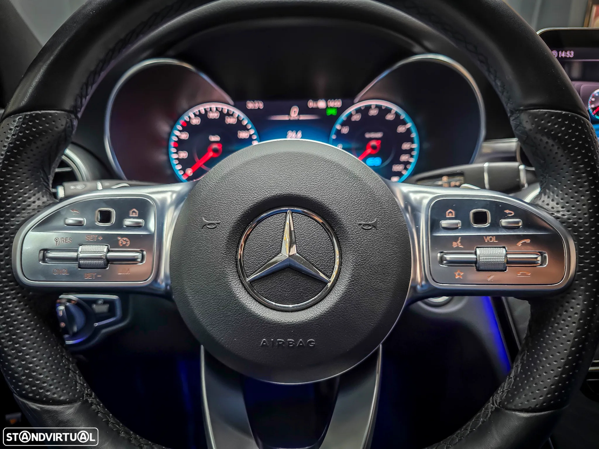 Mercedes-Benz C 300 de AMG Line - 28