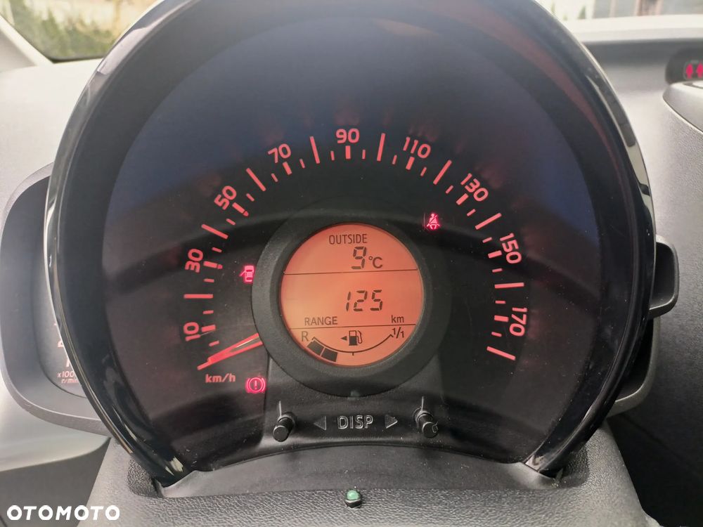 Toyota Aygo - 16