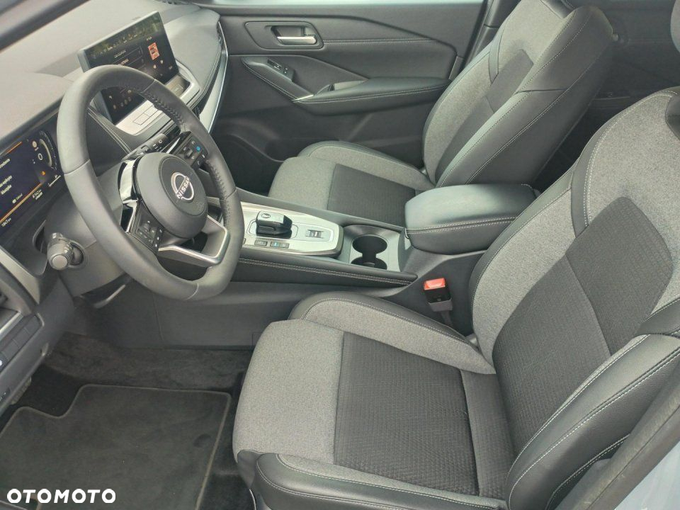 Nissan Qashqai - 12