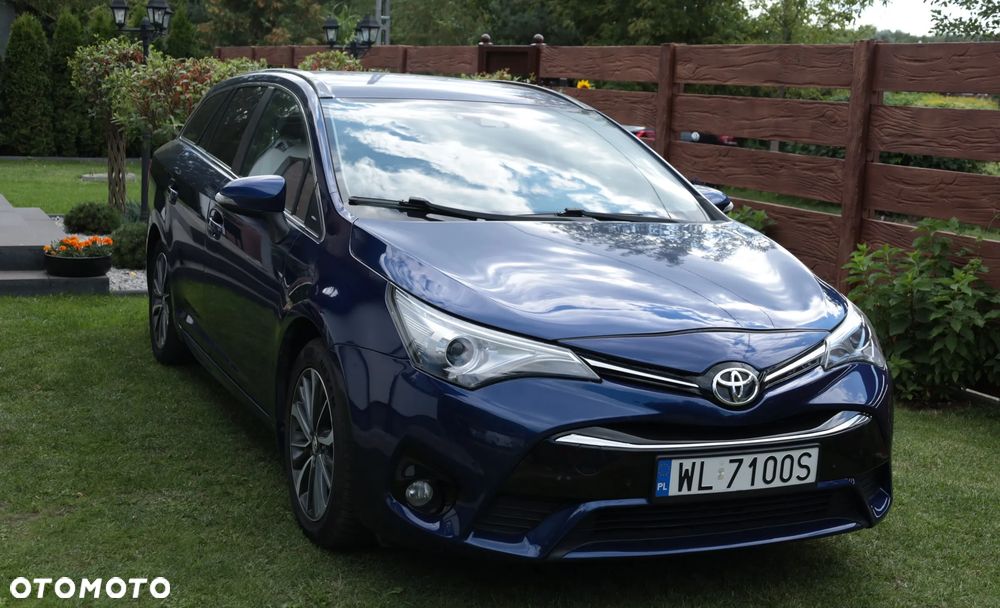Toyota Avensis 1.8 Prestige - 4