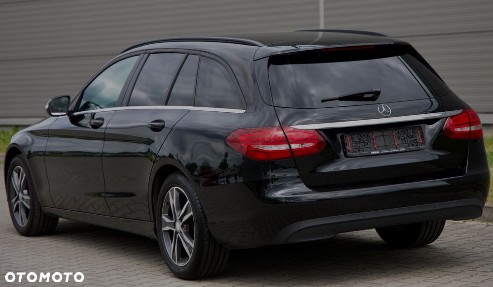Mercedes-Benz Klasa C 180 9G-TRONIC Edition - 35