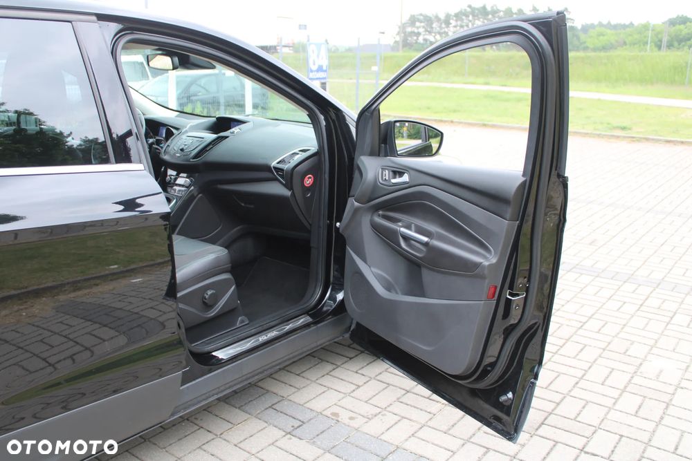Ford Kuga - 27