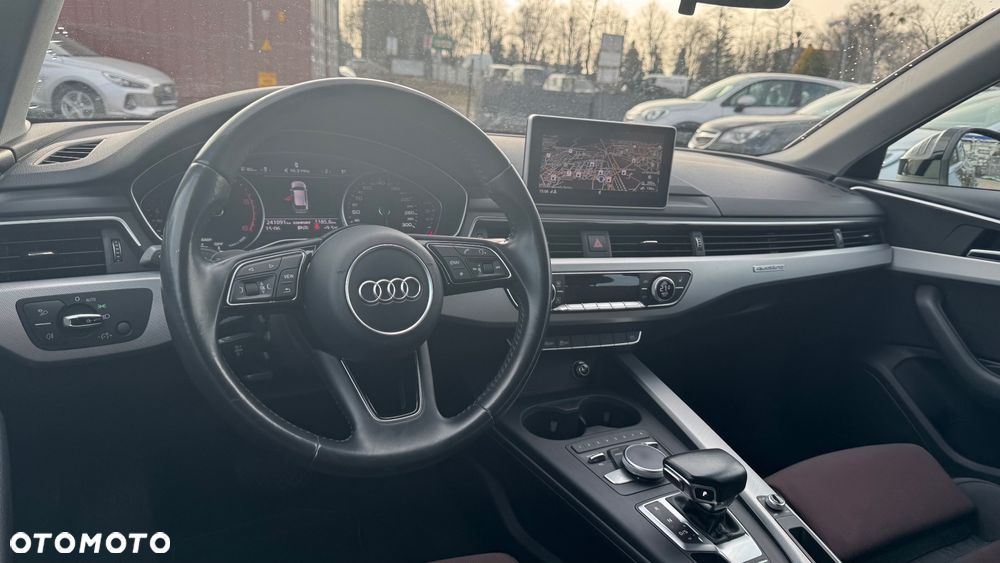 Audi A4 Avant 3.0 TDI quattro tiptronic sport - 33