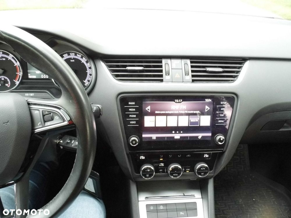 Skoda Octavia 1.4 TSI Ambition - 9
