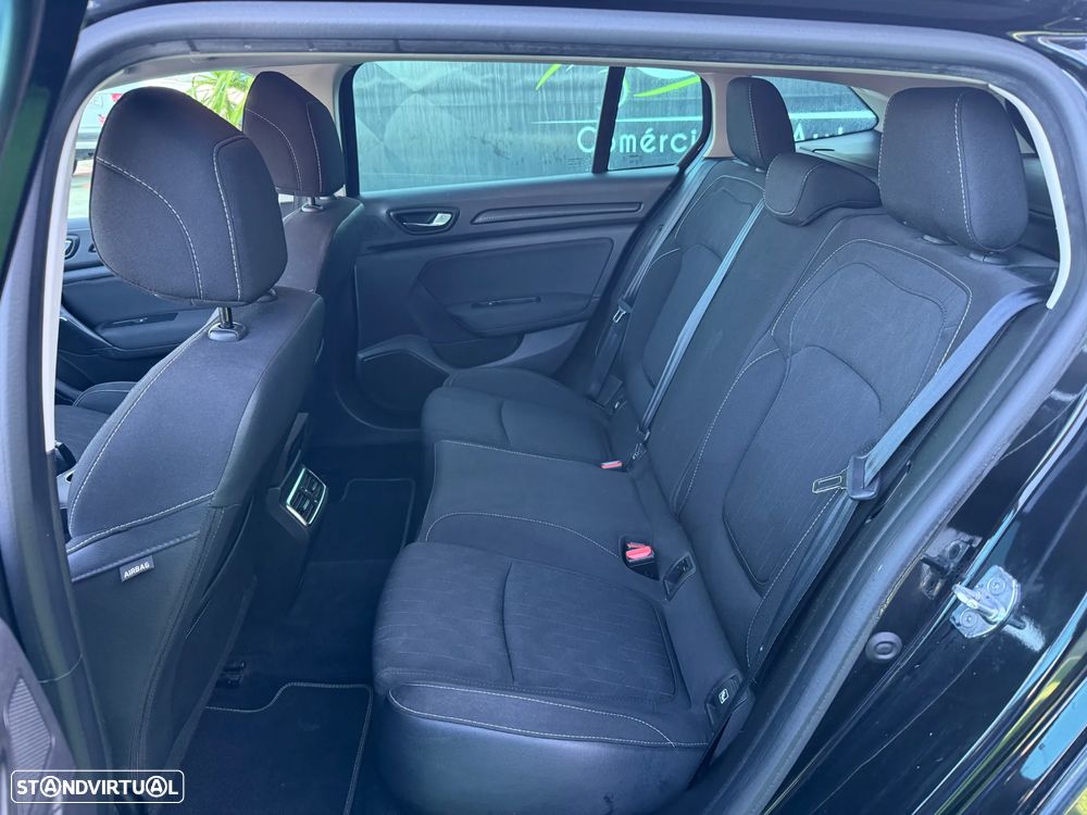 Renault Mégane Sport Tourer 1.5 Blue dCi Business - 22