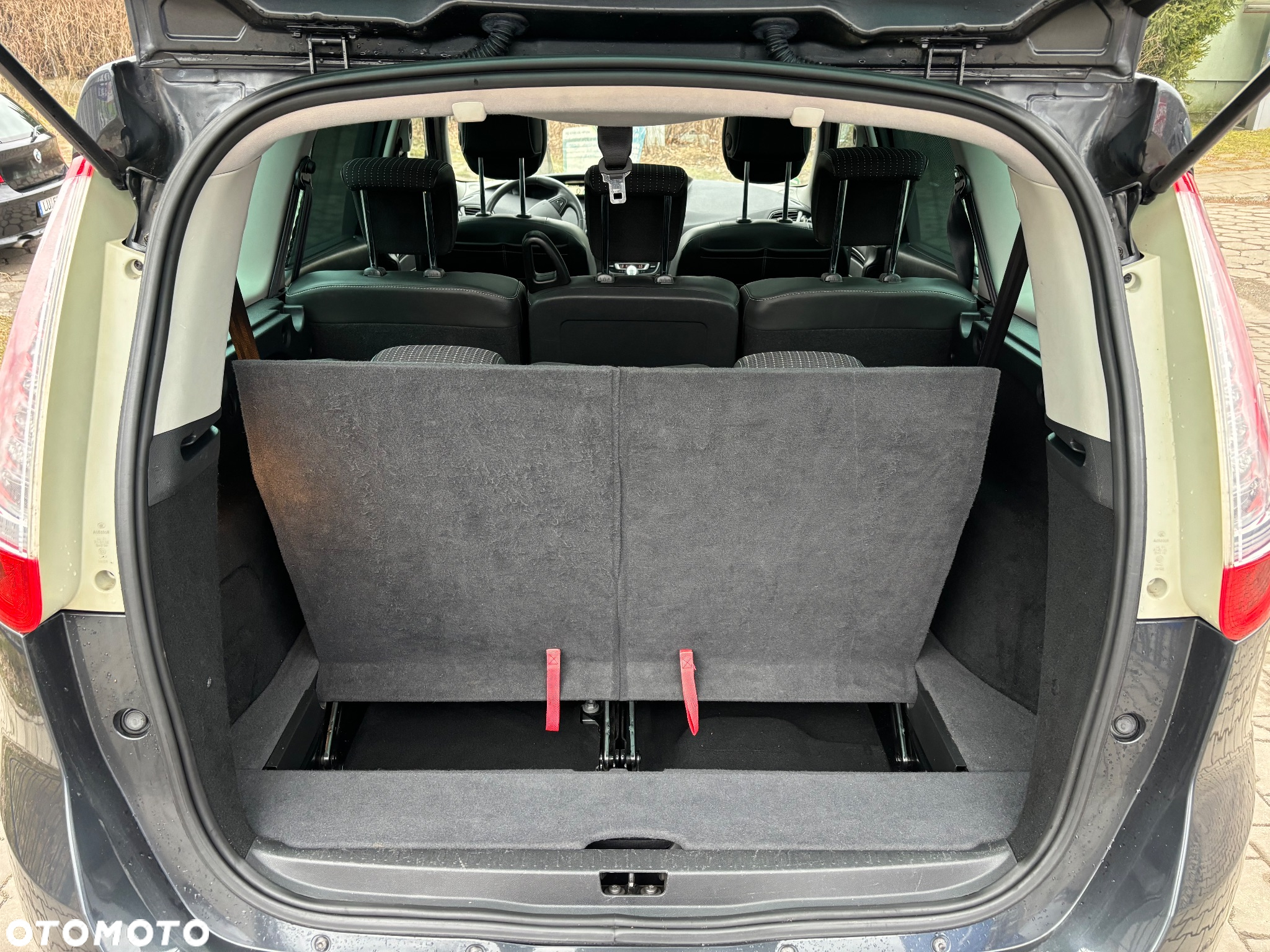 Renault Scenic TCe 130 Dynamique - 16
