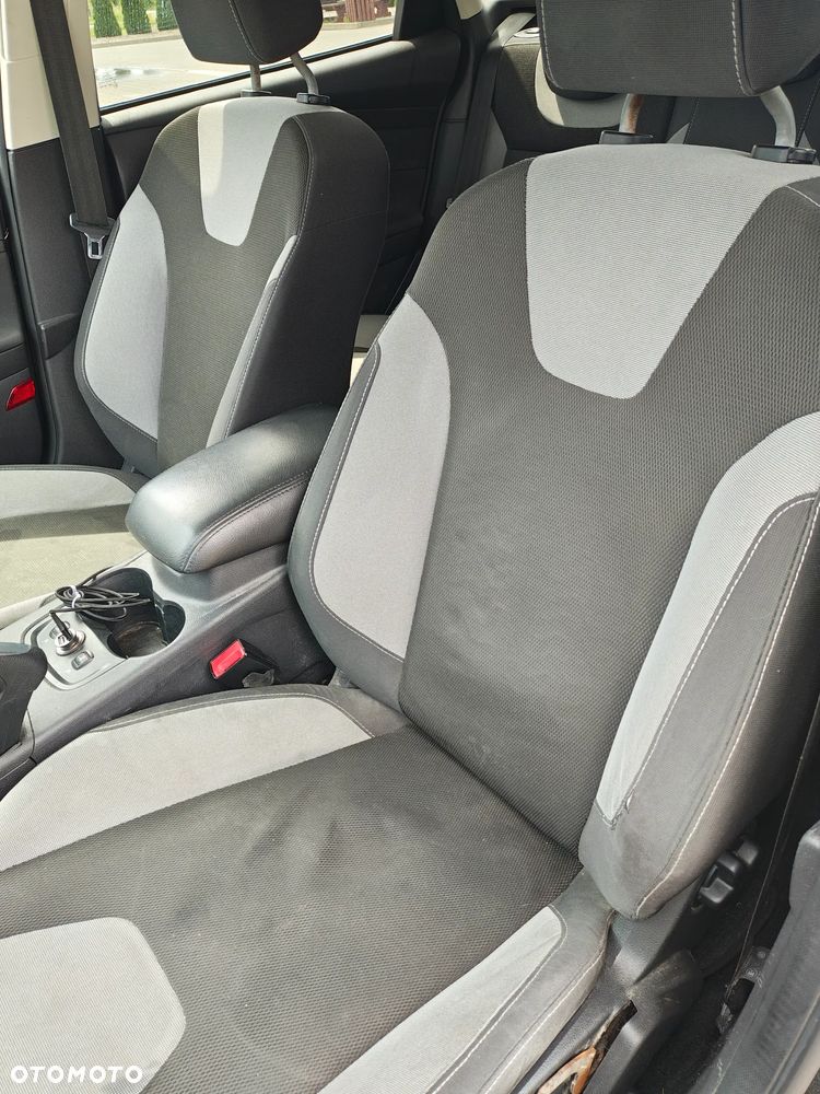 Ford Focus 1.6 TDCi DPF Champions Edition - 10