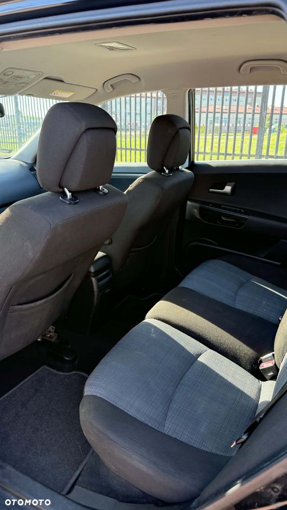 Kia Ceed 1.6 Crdi Comfort + - 6