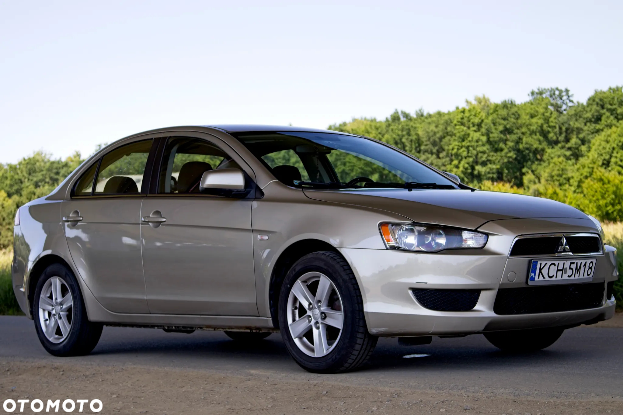 Mitsubishi Lancer 1.8 Invite - 3