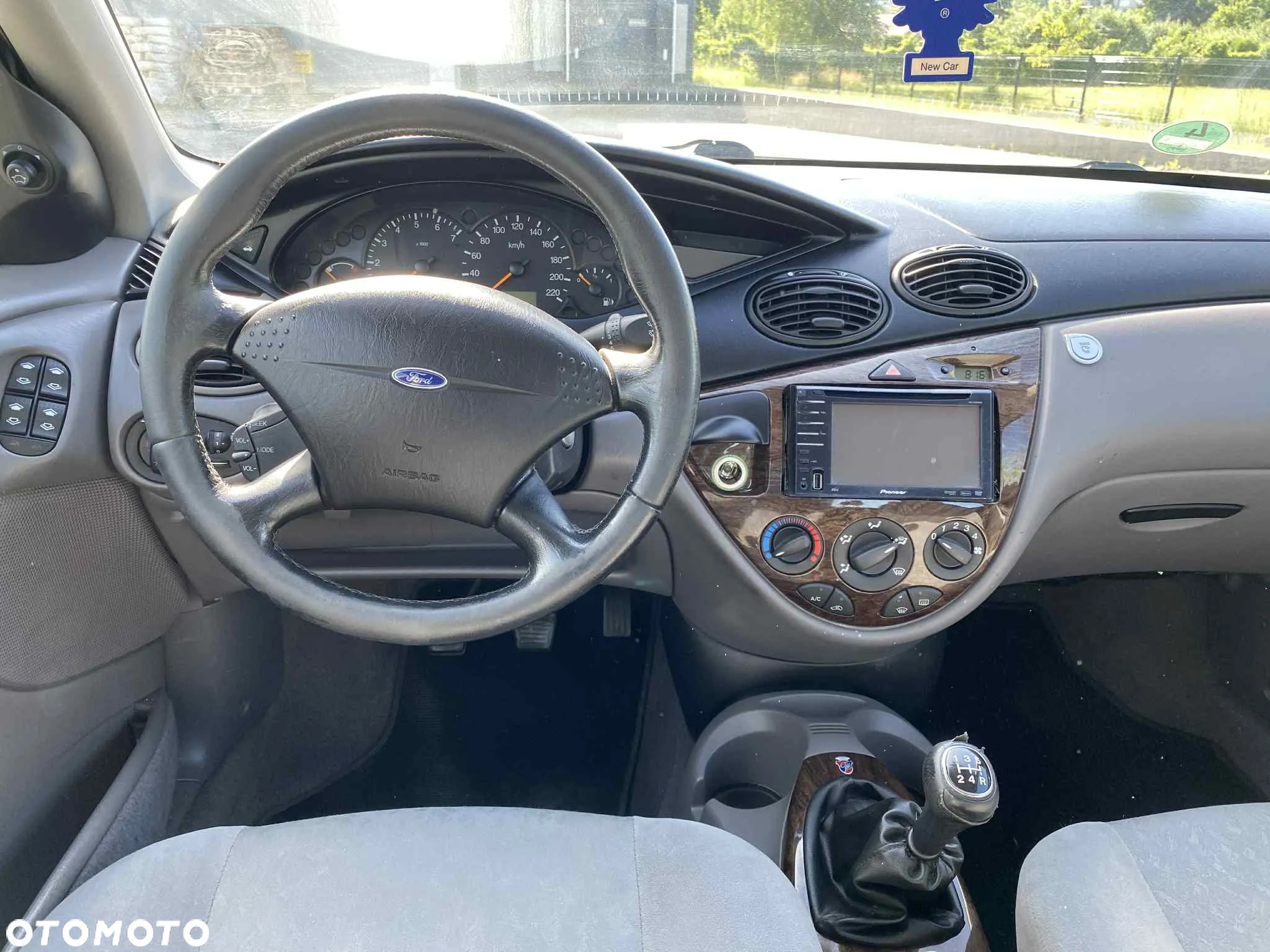Ford Focus 1.6 Trend - 13