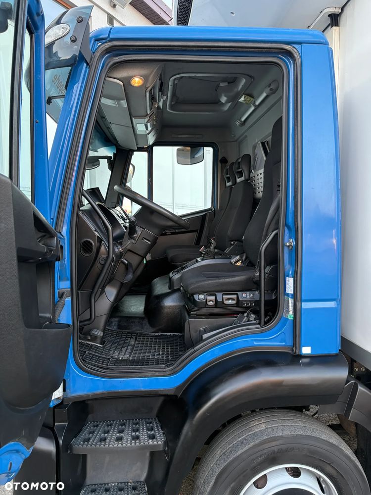Iveco Eurocargo 120-250, Chłodnia ThermoKing, Manual, Winda, Z Niemiec - 5