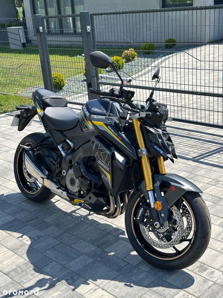 Suzuki GSX 1000 - 1