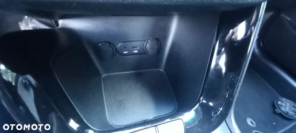 Kia Ceed 1.6 GDI Dream-Team Edition - 27