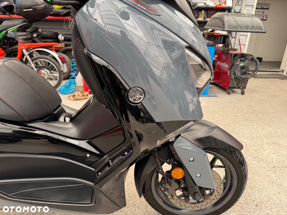 Yamaha X-max - 37