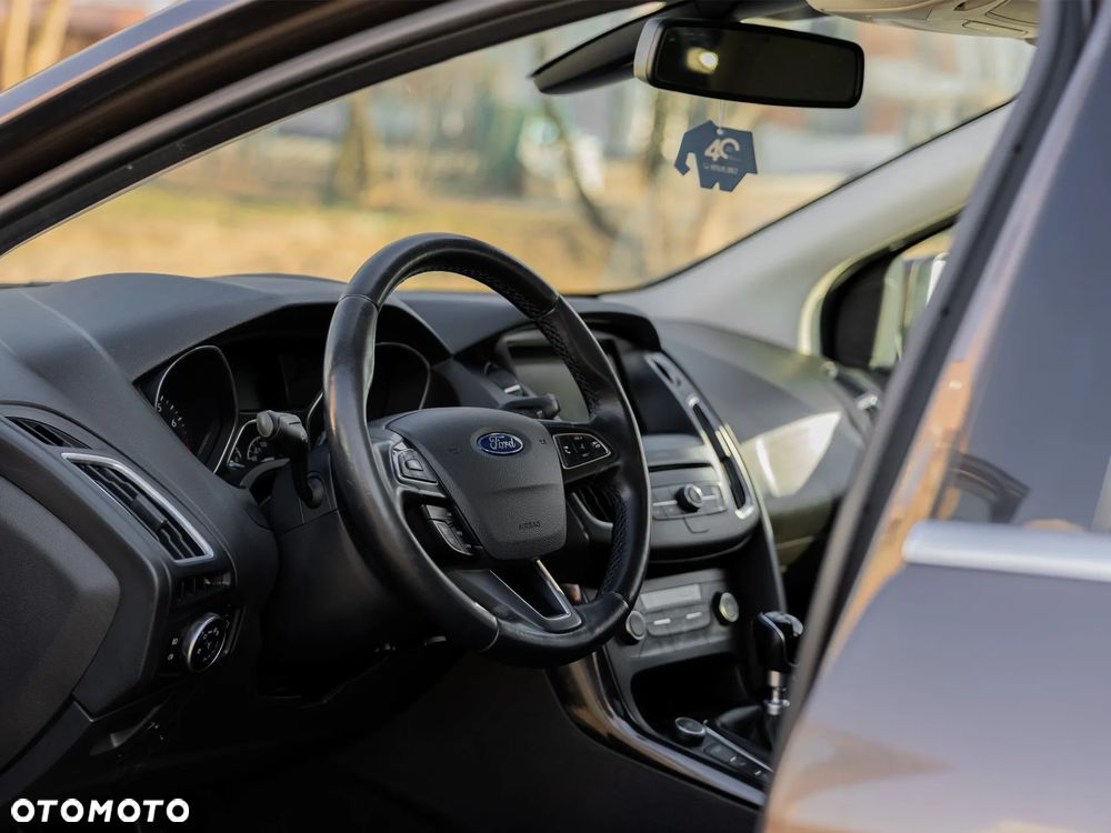 Ford Focus 1.0 EcoBoost Titanium ASS - 12