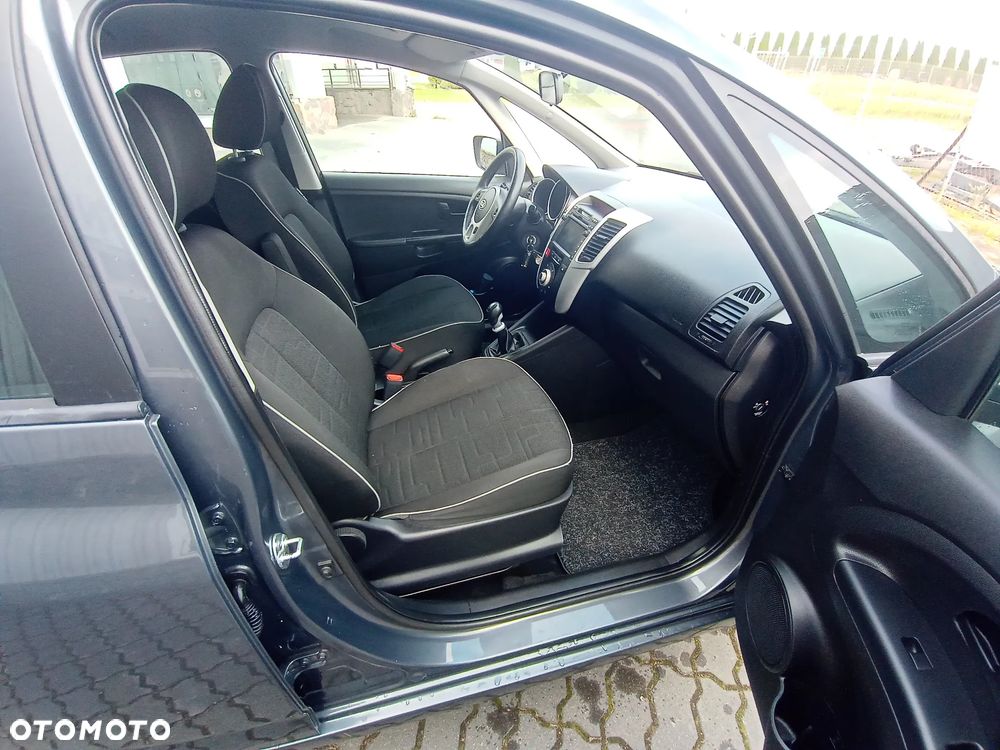 Kia Venga 1.4 L - 26