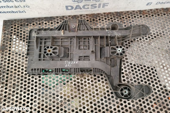 Suport acumulator Volkswagen VW Tiguan 1 (facelift) 5N  [din 2011 pana  2017] seria Crossover 2.0 T - 3
