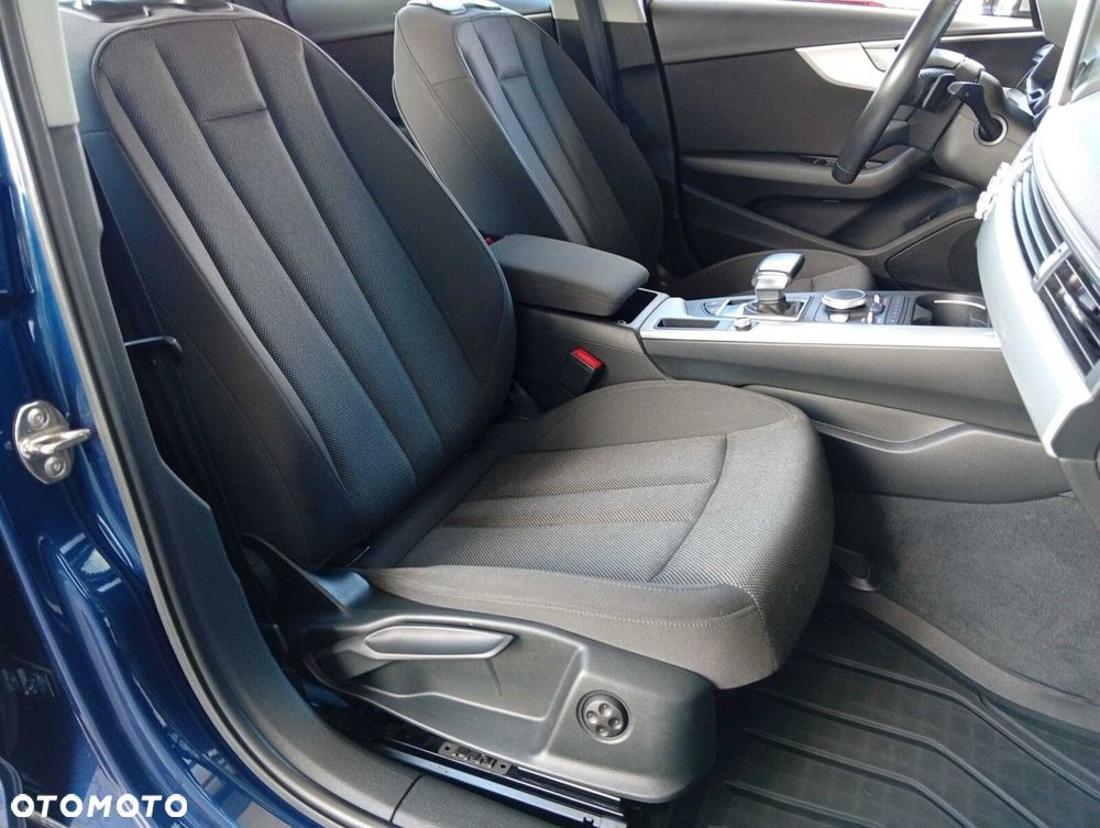 Audi A4 Limousine - 20