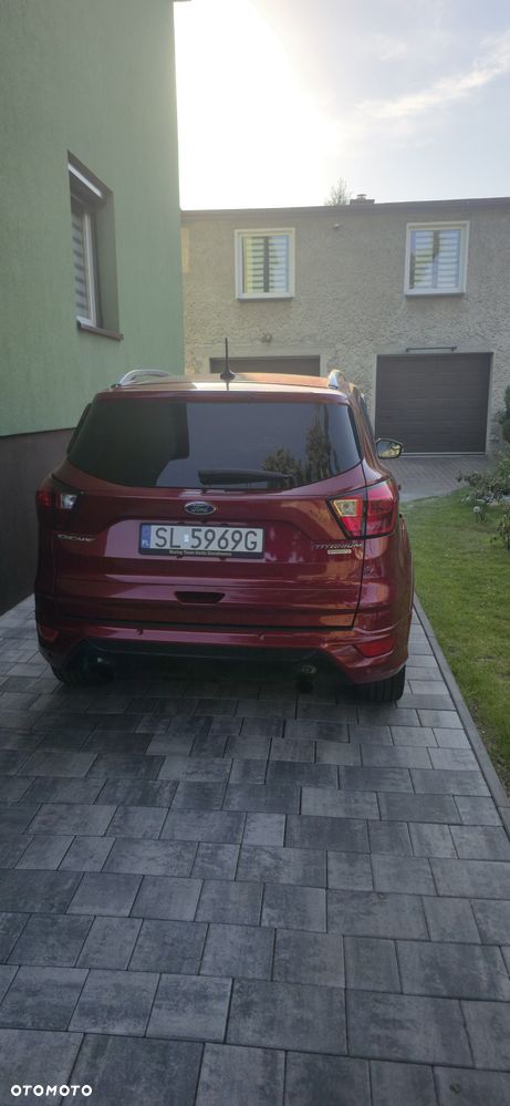 Ford Escape 2.0 EcoBoost AWD Titanium - 3