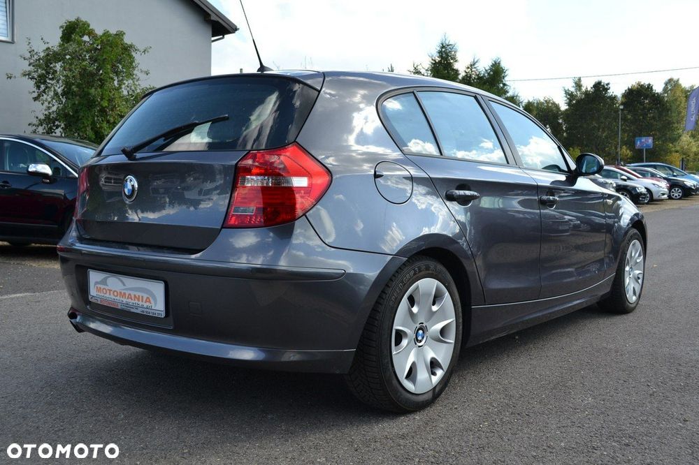 BMW Seria 1 116i - 4