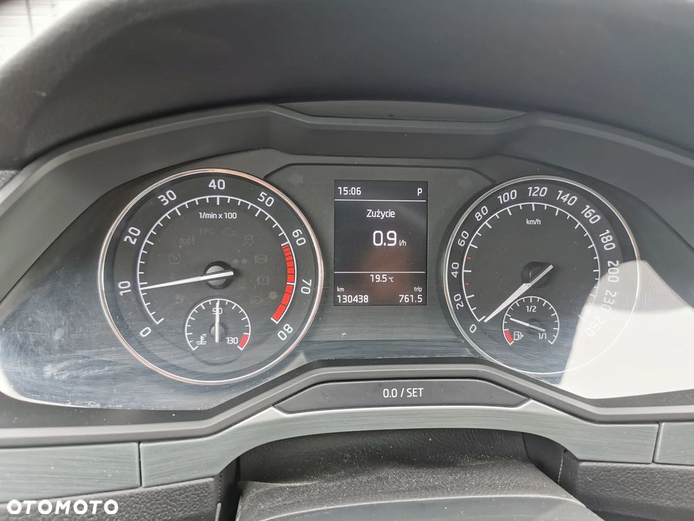 Skoda Superb 1.5 TSI ACT Ambition DSG - 18