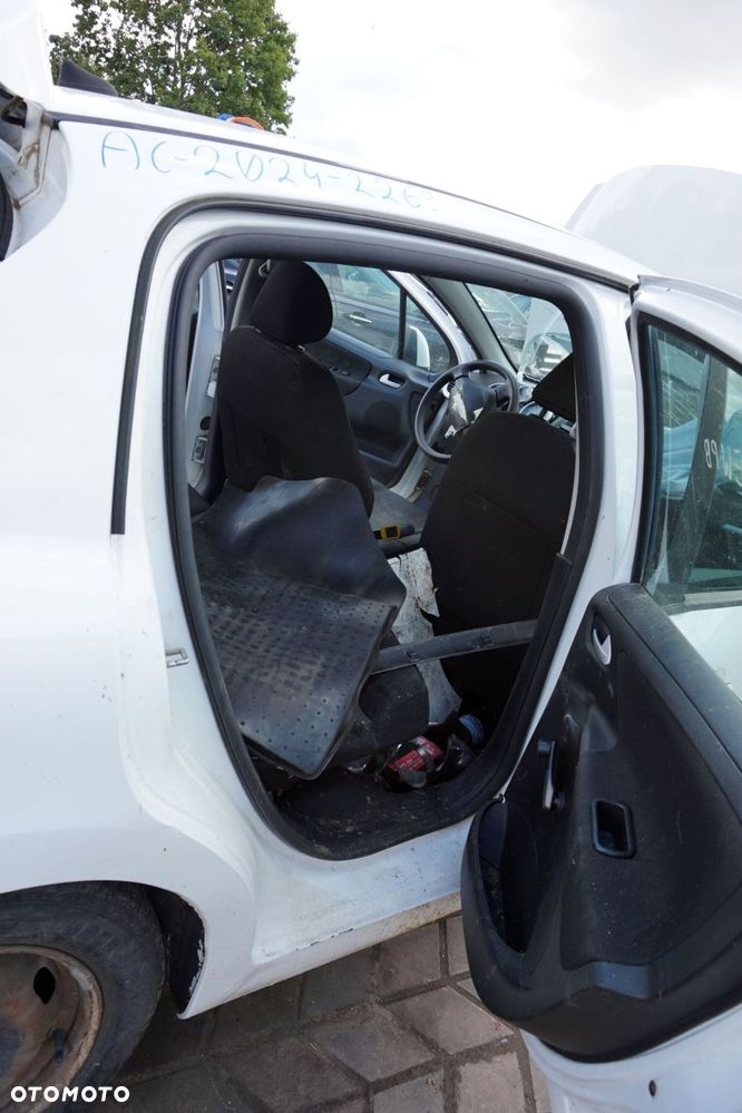 PEUGEOT 207 LIFT 5D HB 2010 EWPB 1.4 HDI DV4TD 68KM 20CQ55 BIAŁY na części - 12